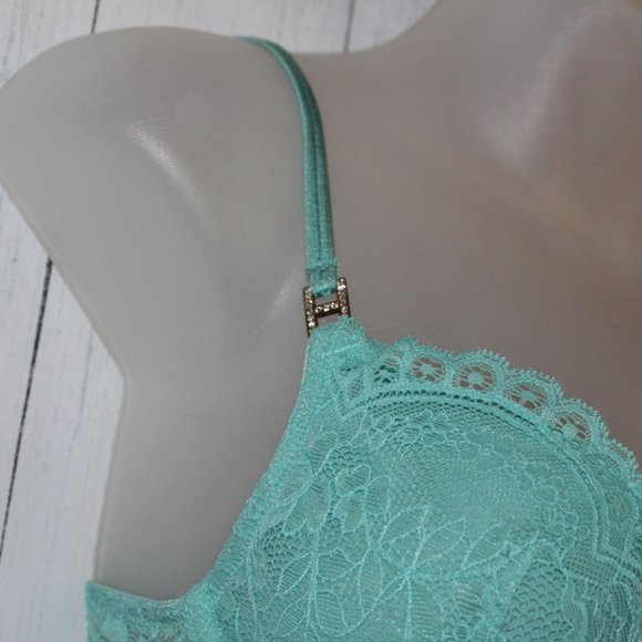 Victoria's Secret Very Sexy Bra 34B - Picture 2 of 5